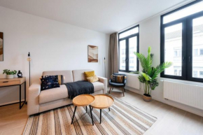 Modern 6-Guest Apartment in Central Antwerp